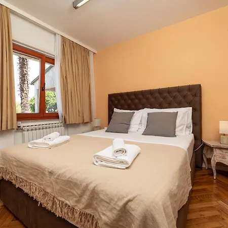 Ana Apartament *