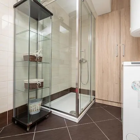 Ana Apartament